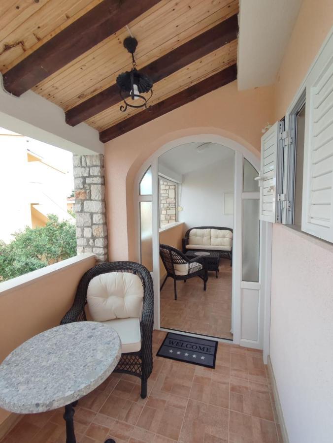 Apartment Sandrica Stomorska Kültér fotó